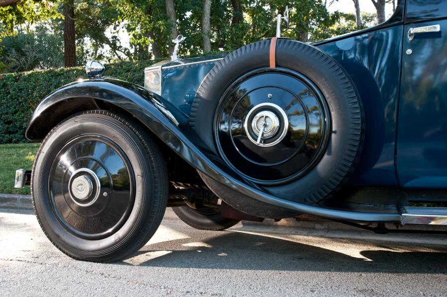  Rolls-Royce Sedanca deVille by Park Ward 1931 года  (фото 14 из 22)